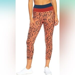 EUC Jessica Simpson Leggings Size XL